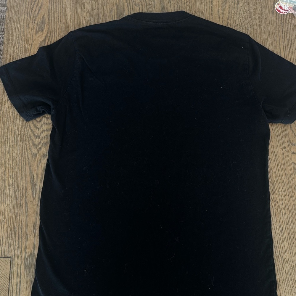 True Religion Brand Jeans Black Orange Horseshoe Logo Graphic T-Shirt Medium - Picture 3 of 3